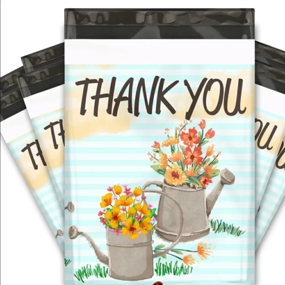 Poly mailers MIX 10x13 35 pieces 35 stickers 1.5” round diverse